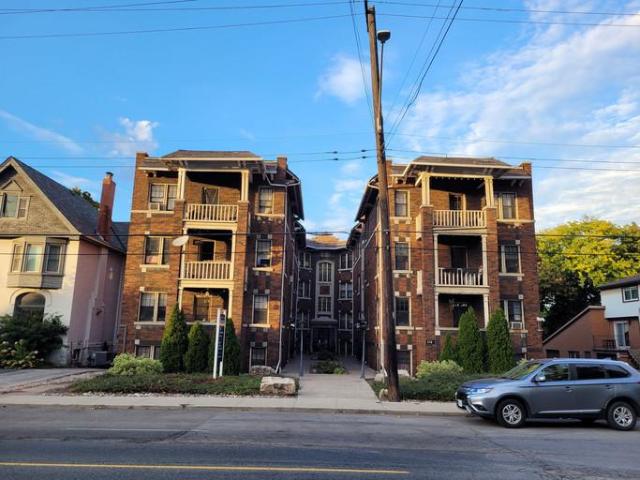 1 Bedroom Apartment Hamilton ON 96248107