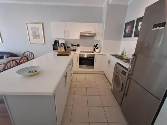 1 Bedroom Apartment in Muizenberg