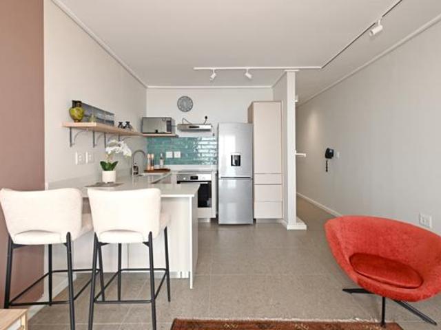1 Bedroom Apartment in Muizenberg
