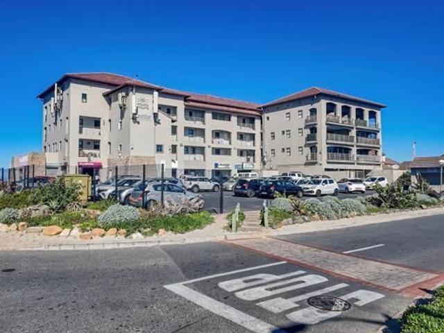 1 Bedroom Apartment in Muizenberg