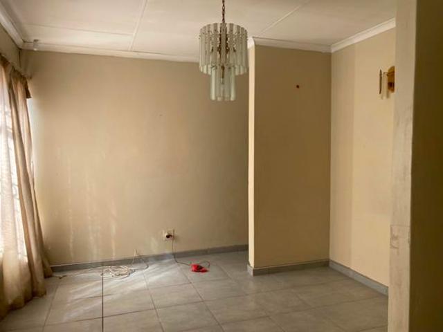 1 Bedroom Apartment in Mahwelereng