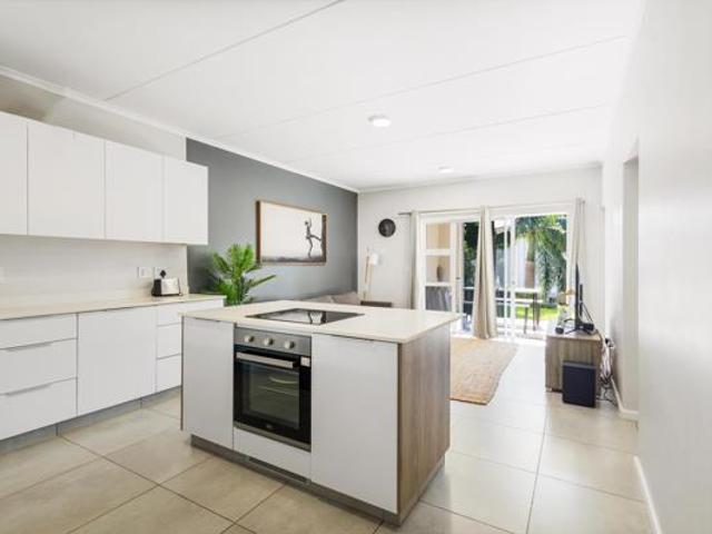 1 Bedroom Apartment in Manor Estates