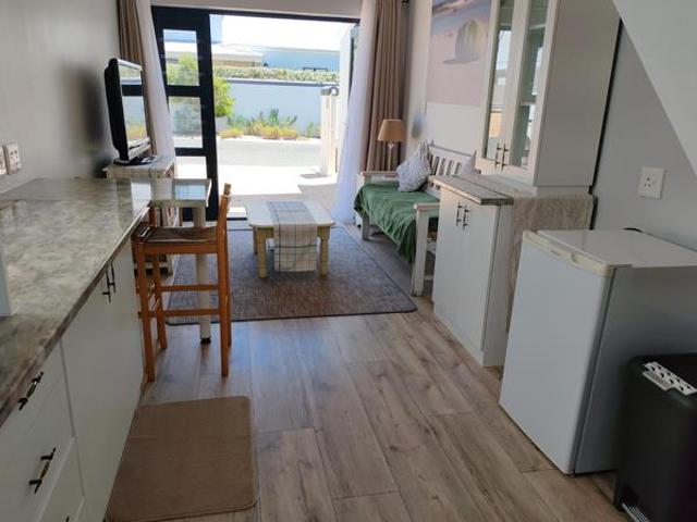 1 Bedroom Apartment in Melkbosstrand