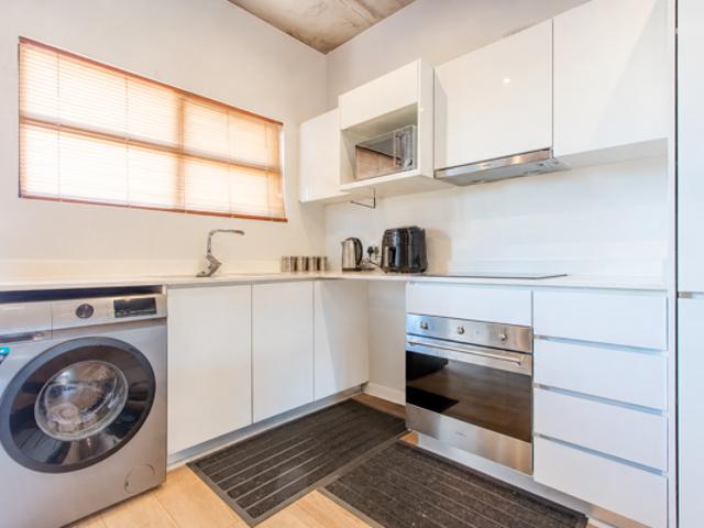 1 Bedroom Apartment in Melrose North