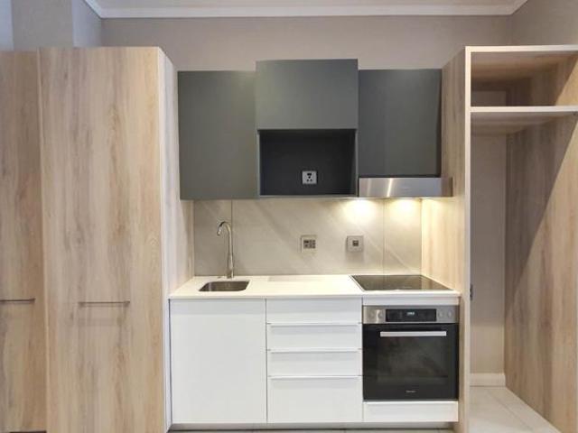 1 Bedroom Apartment in Menlyn