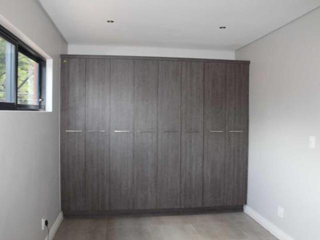 1 Bedroom Apartment in Menlo Park