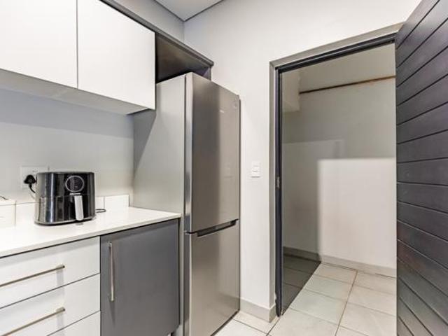 1 Bedroom Apartment in Menlo Park