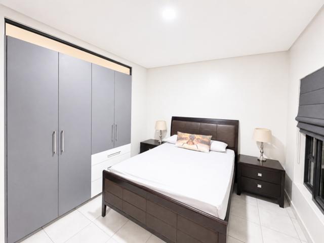 1 Bedroom Apartment in Menlo Park