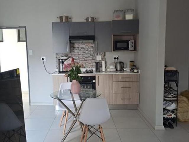 1 Bedroom Apartment in Midridge Park