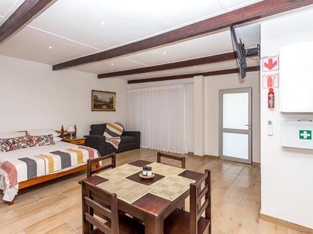 1 Bedroom Apartment in Milnerton Central