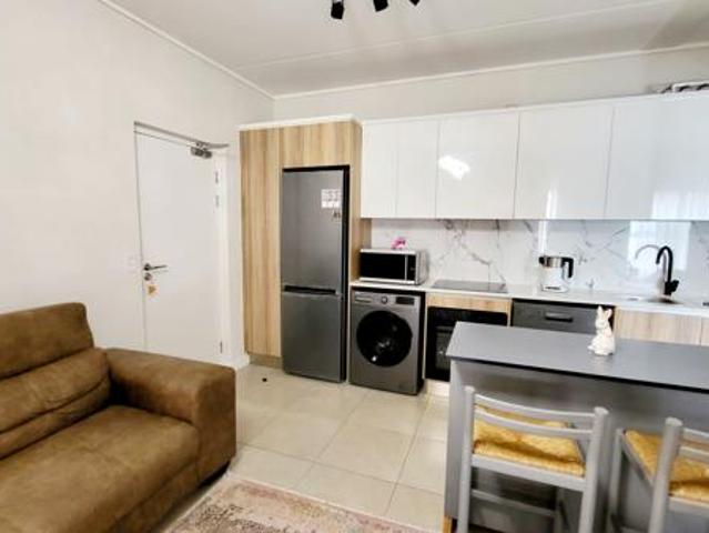 1 Bedroom Apartment in Milnerton Central