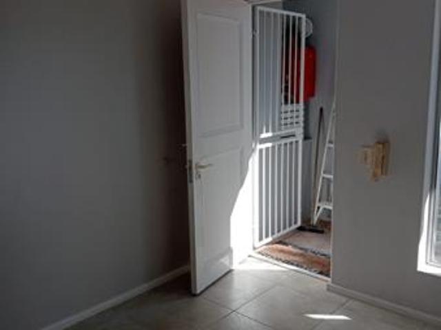 1 Bedroom Apartment in Milnerton Ridge