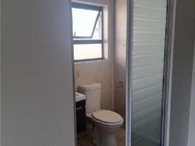 1 Bedroom Apartment in Modderfontein
