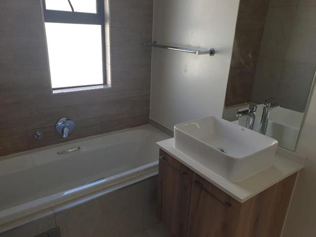 1 Bedroom Apartment in Modderfontein