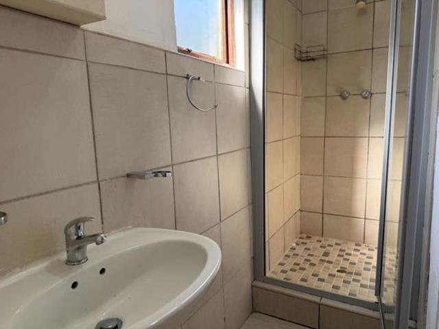 1 Bedroom Apartment in Montrose