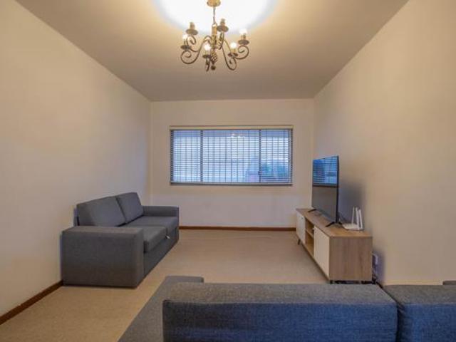 1 Bedroom Apartment in Mouille Point