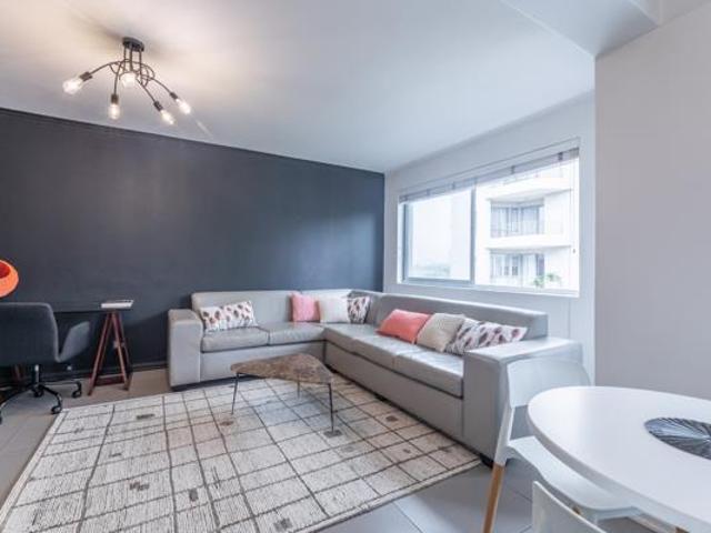 1 Bedroom Apartment in Mouille Point