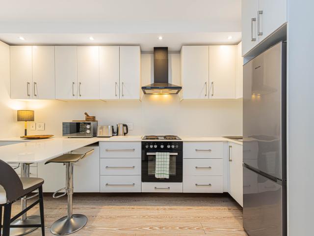 1 Bedroom Apartment in Mouille Point