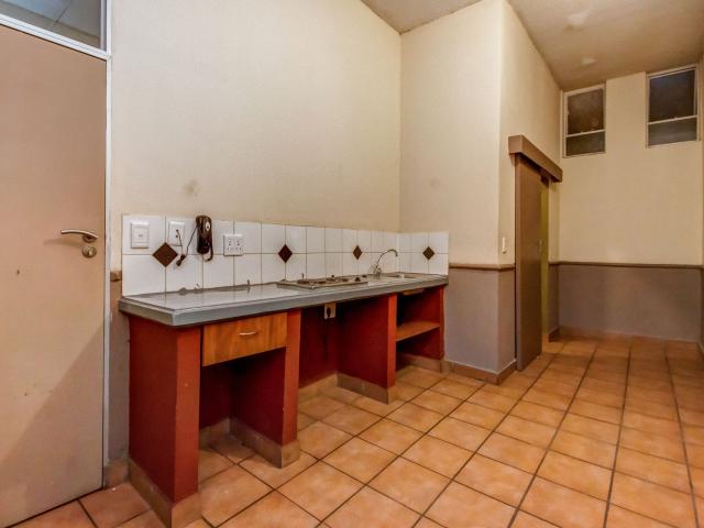 1 Bedroom Apartment in New Doornfontein
