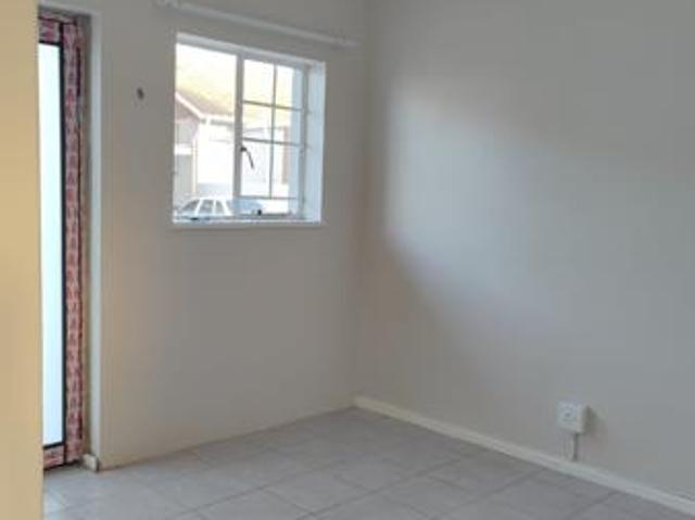 1 Bedroom Apartment in Newton Park