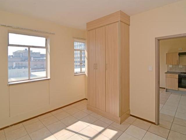 1 Bedroom Apartment in Newtown
