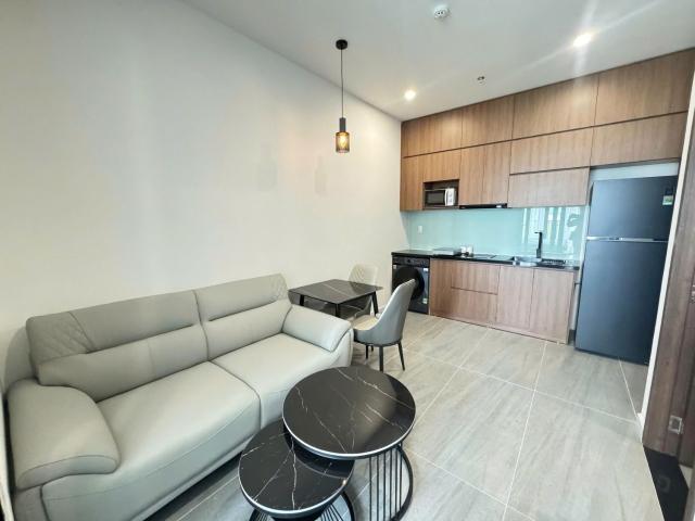 1 BEDROOM APARTMENT IN NGU HANH SON