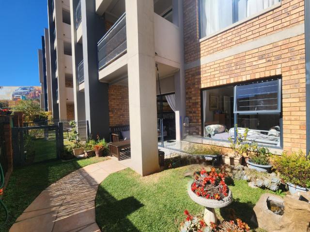 1 Bedroom Apartment in North Riding AH
