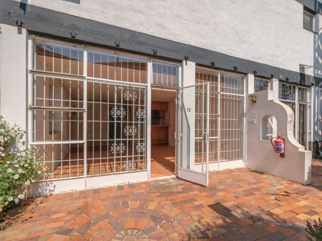 1 Bedroom Apartment in Northcliff