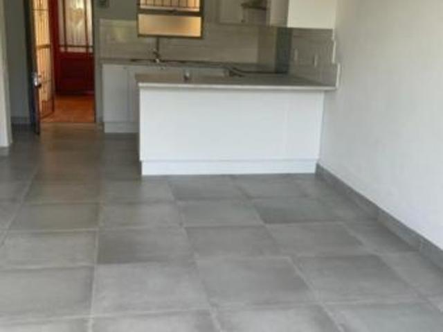 1 Bedroom Apartment in Northcliff