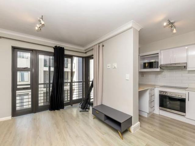 1 Bedroom Apartment in Observatory