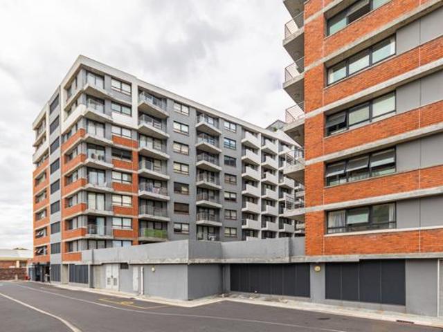1 Bedroom Apartment in Observatory
