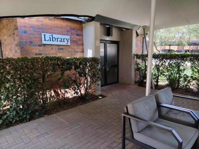 1 Bedroom Apartment in Olievenpoort