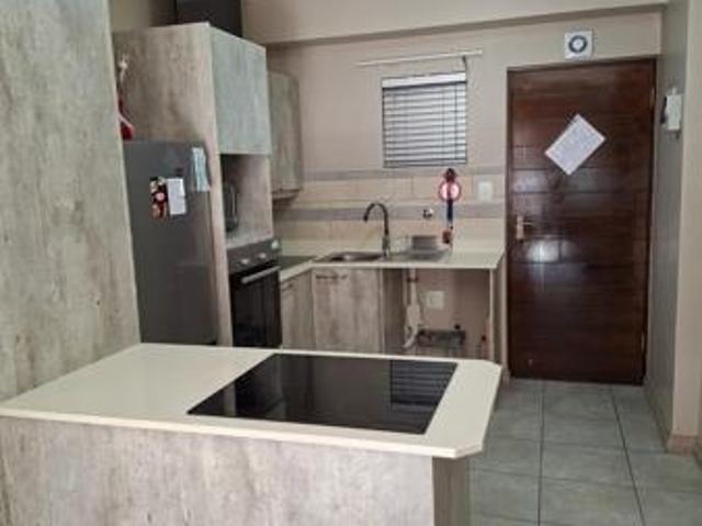 1 Bedroom Apartment in Olievenpoort