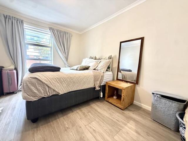 1 Bedroom Apartment in Oranjezicht