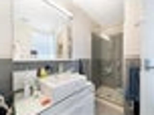 1 BEDROOM APARTMENT IN AUCKLAND CITY