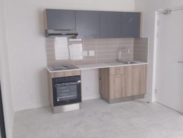 1 Bedroom Apartment in Admirals Park