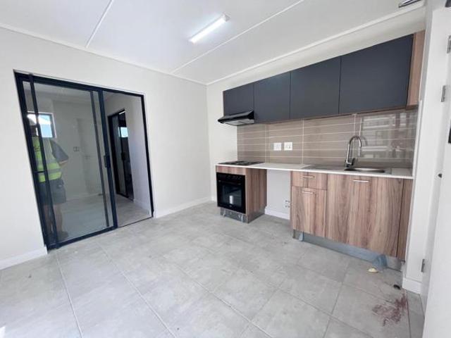 1 Bedroom Apartment in Admirals Park