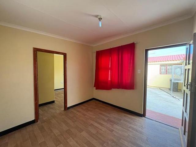 1 Bedroom Apartment in Arcadia