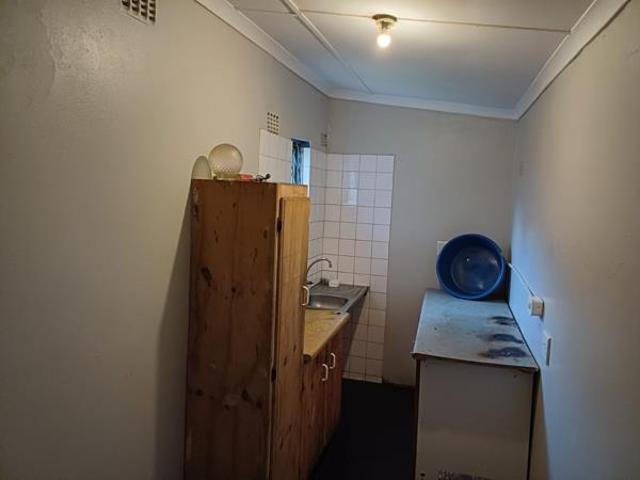 1 Bedroom Apartment in Arboretum