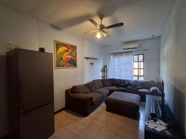 1 Bedroom Apartment in Arboretum