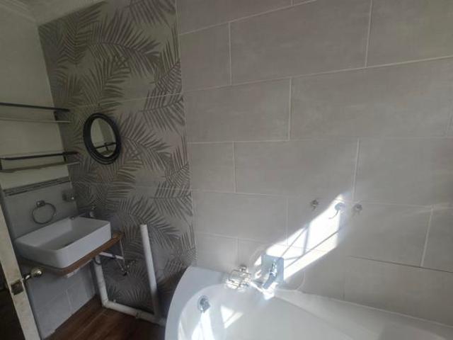 1 Bedroom Apartment in Ashburton