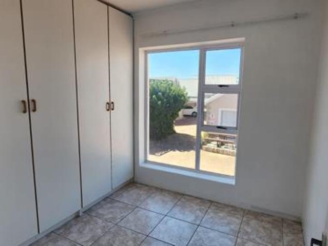2 Bedroom Apartment in Aston Bay
