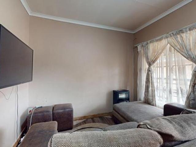 1 Bedroom Apartment in Bult West