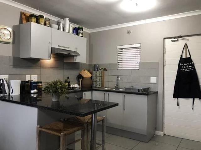 1 Bedroom Apartment in Burgundy Estate
