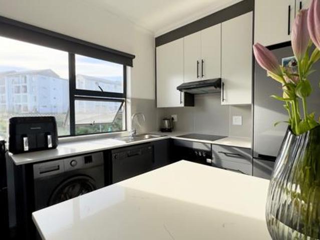 1 Bedroom Apartment in Ballito Central