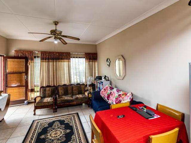 1 Bedroom Apartment in Beacon Bay