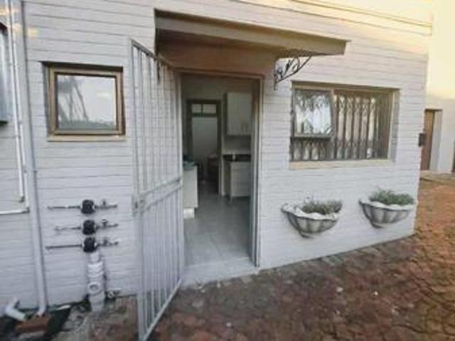1 Bedroom Apartment in Bedfordview