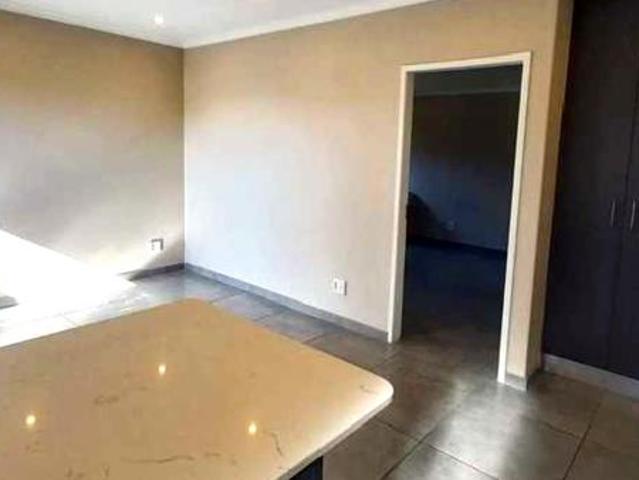 1 Bedroom Apartment in Bedfordview
