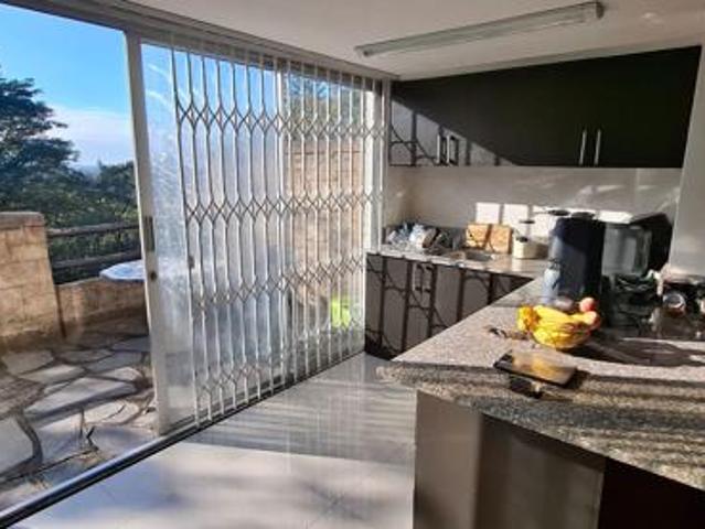1 Bedroom Apartment in Berea West