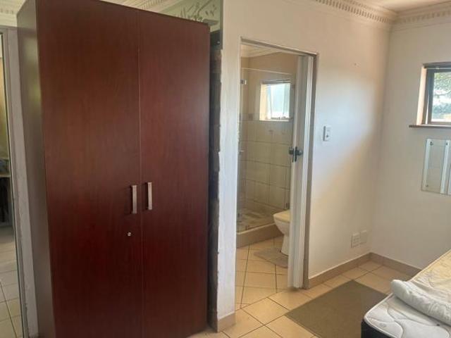 1 Bedroom Apartment in Berea West